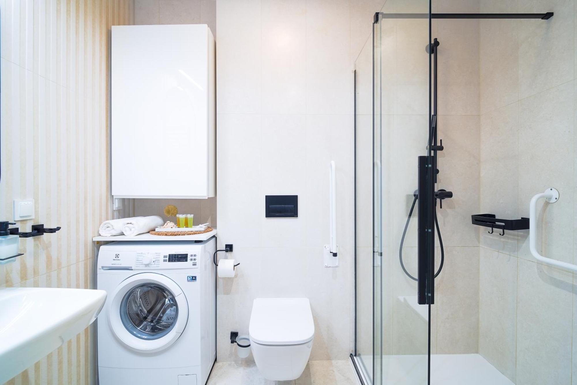 Lulu Apartments - Pod Masztami - Apartament Dwupokojowy - Basen Silownia Parking Kołobrzeg Εξωτερικό φωτογραφία