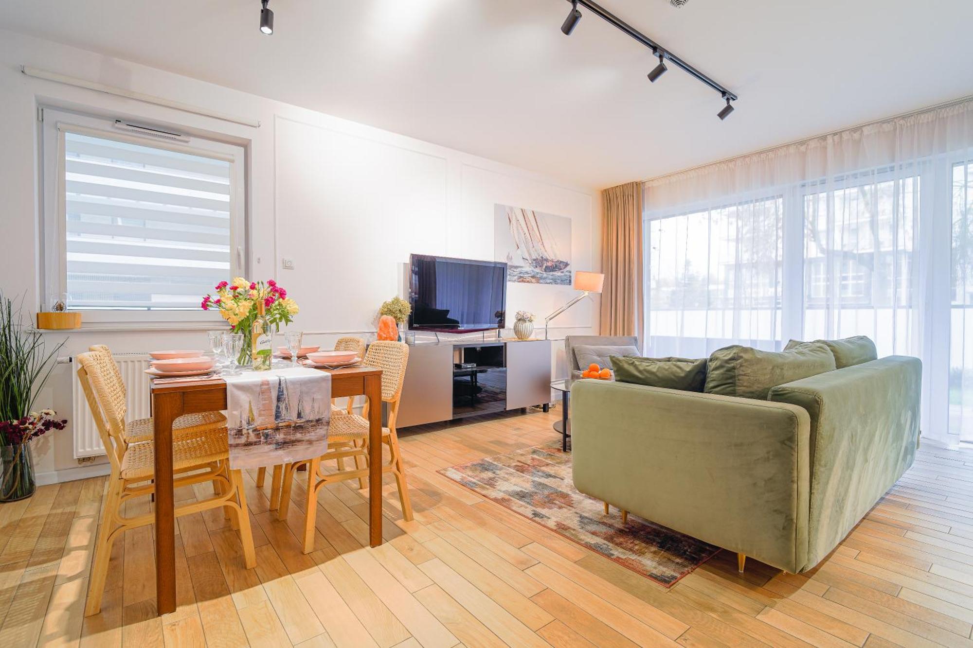 Lulu Apartments - Pod Masztami - Apartament Dwupokojowy - Basen Silownia Parking Kołobrzeg Εξωτερικό φωτογραφία
